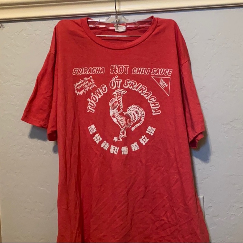 Vintage Sriracha Hot Chili Sauce Tee